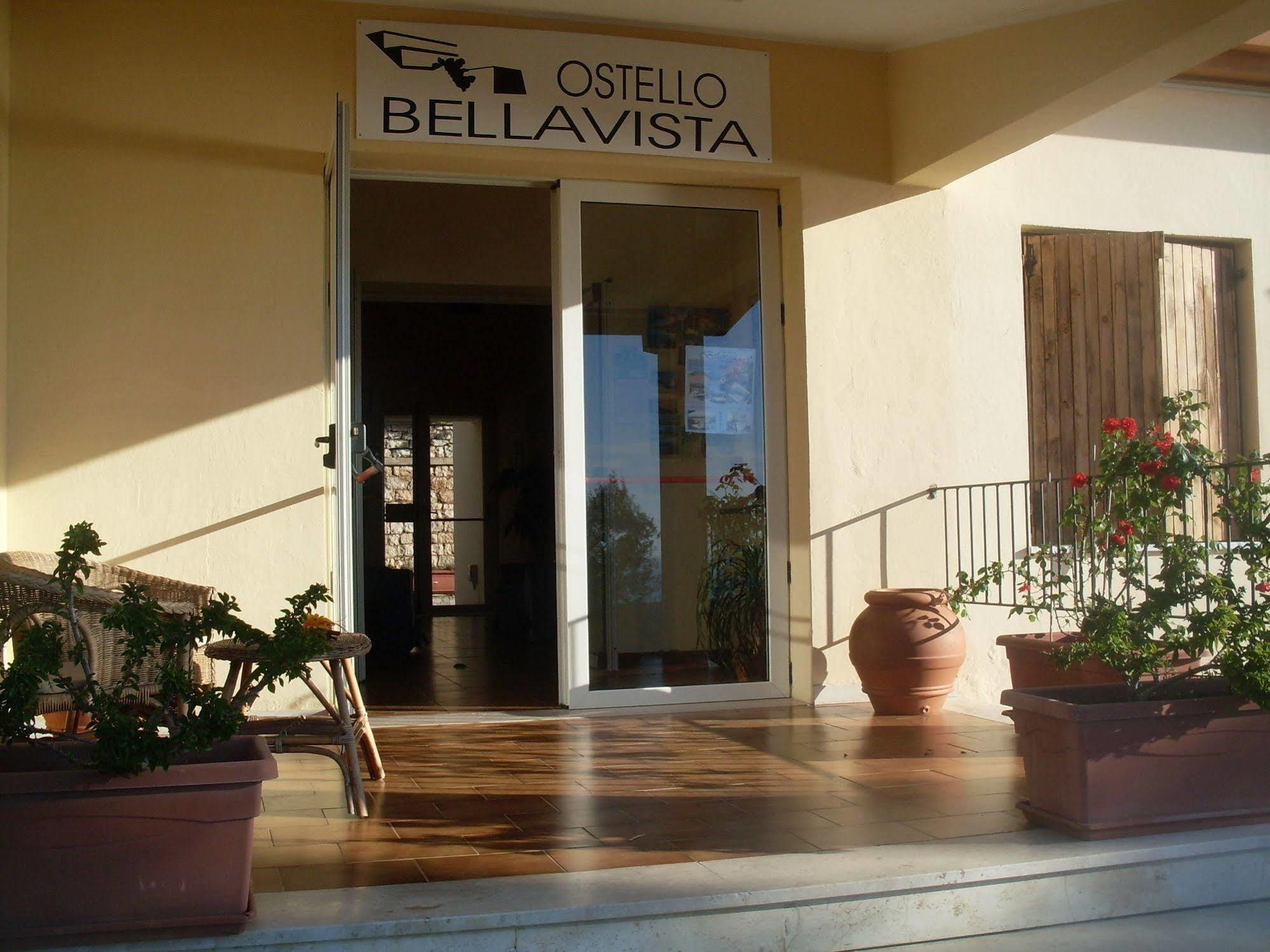 Ostello Bellavista Санта-Мария-Наварезе Экстерьер фото